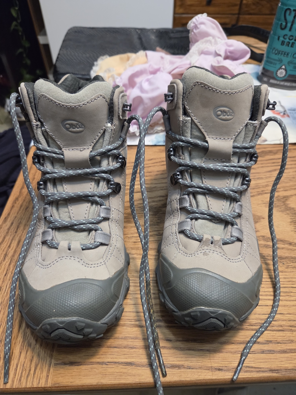 OBOS NWT SIZE 37.5